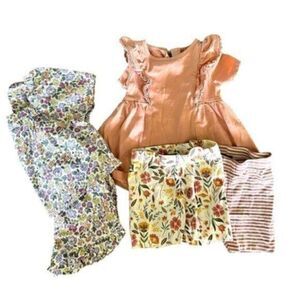 EUC - Toddler Girls 2 Short Sets - 5 pieces Summer - Size 118 month